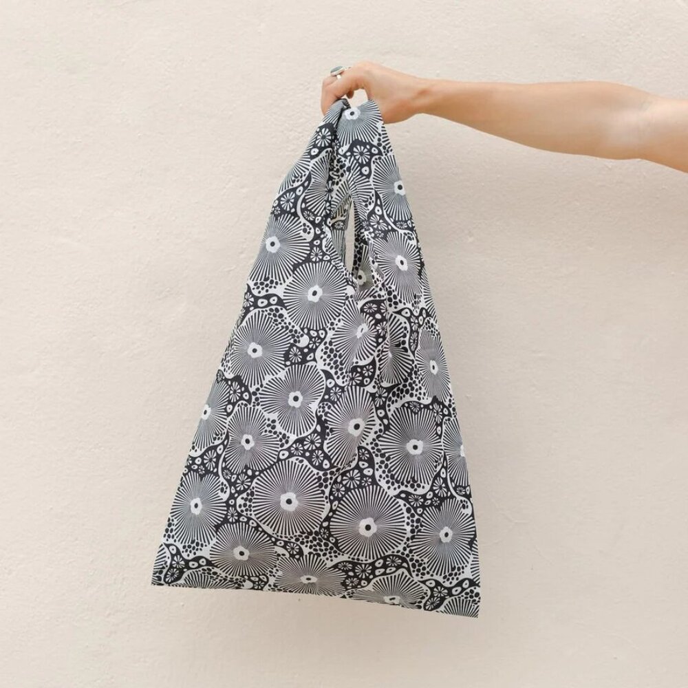 NWT Baby Baggu - Woodblock Floral - Picture 4 of 4